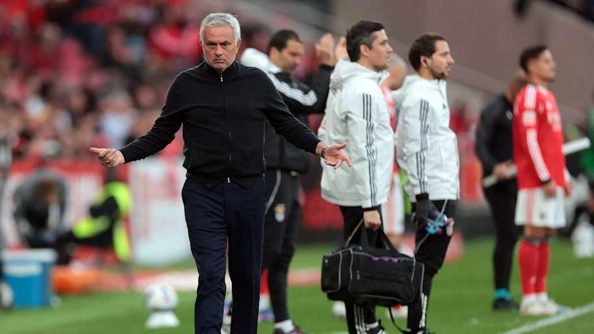  Mourinho hinted at a desire to stay. | PATRICIA DE MELO MOREIRA/AFP/Getty Images 