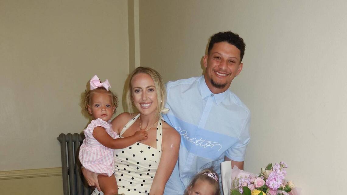 Patrick Mahomes' daughter thinks NFL star's job is 'rehab' after injury