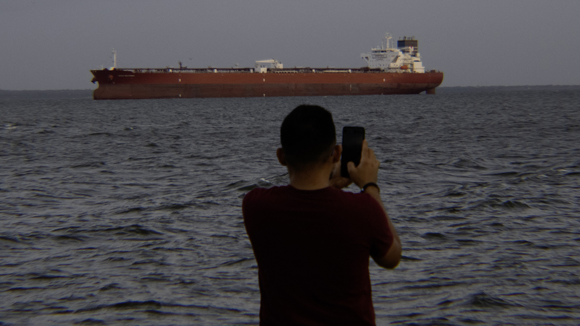 Editorial: Trump's oil deal with Venezuela is an imperialistic pipe dream 