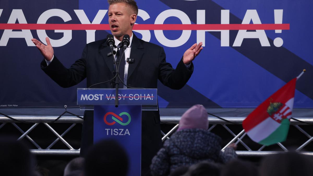Peter Magyar, then the lead candidate of the Tisza party, speaks to voters at his final election campaign rally a day before Hungarian parliamentary elections, on Saturday, April 11, 2026, in Debrecen, Hungary. (Sean Gallup/Getty Images/TNS)