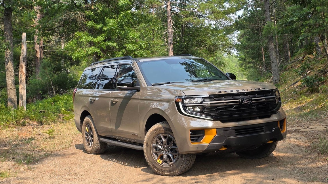 2026 Chevrolet Tahoe vs. Ford Expedition: 5 Key Differences Worth Knowing 