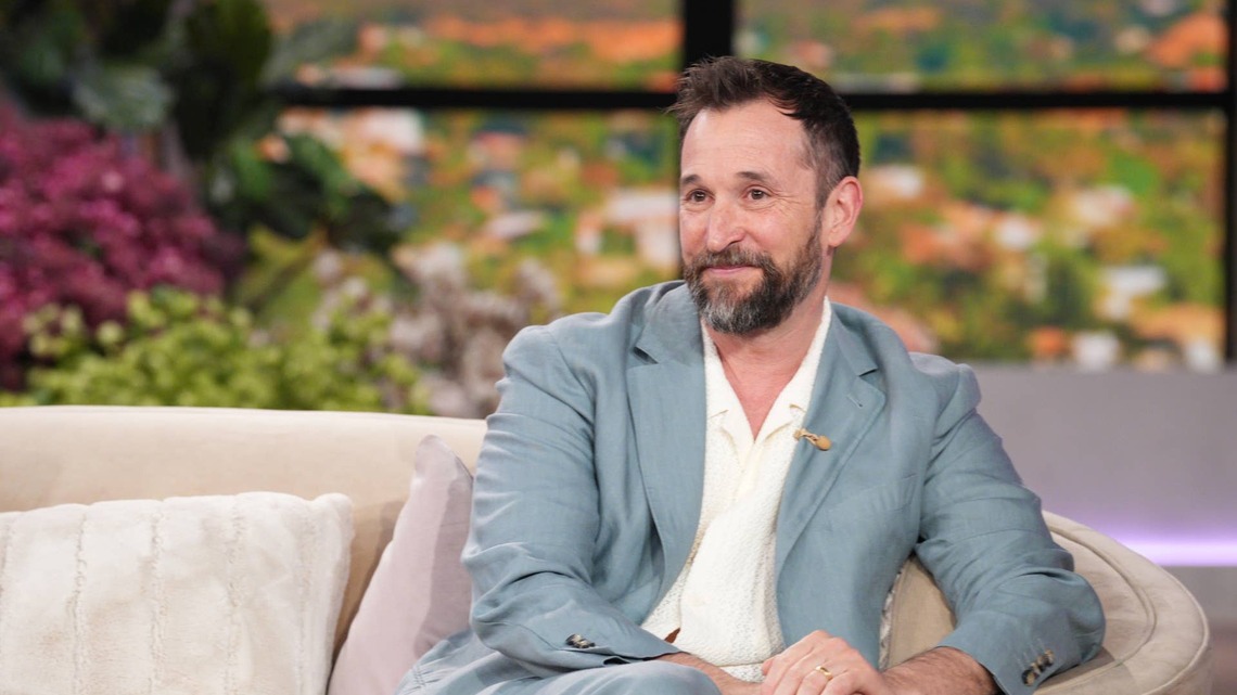 Noah Wyle Reveals One Big Way He's Different From His ‘Pitt' Character, Dr. Robby 