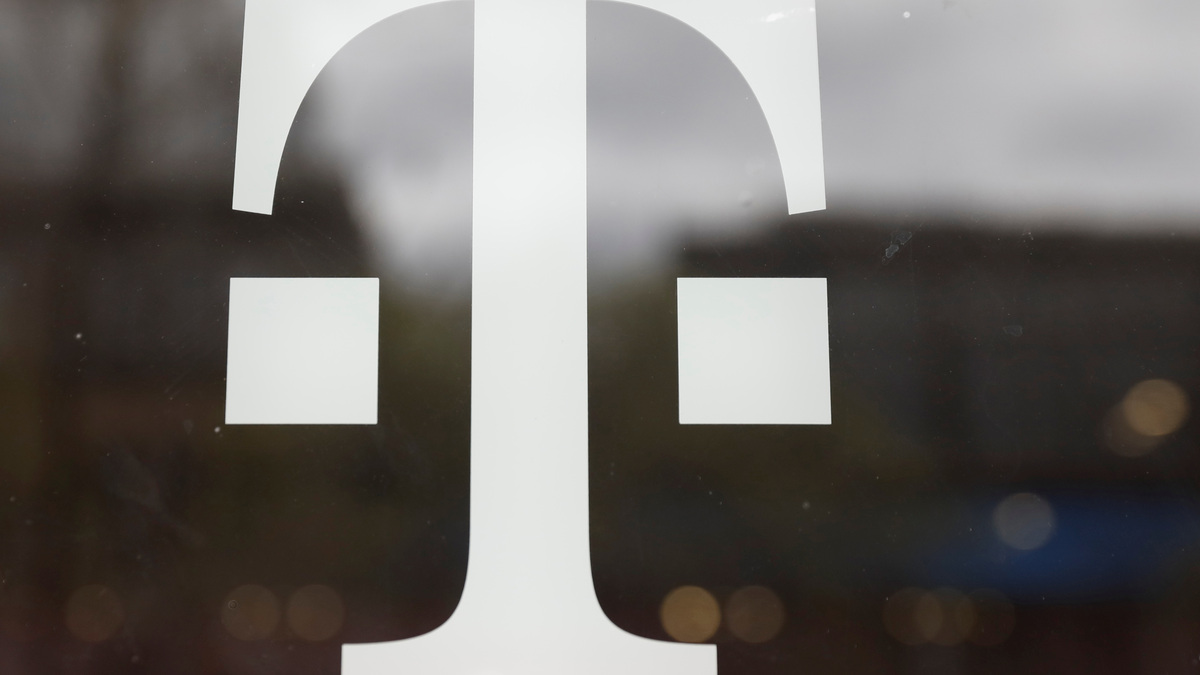 T-Mobile debuts wireless plans with customizable perks from streaming ...