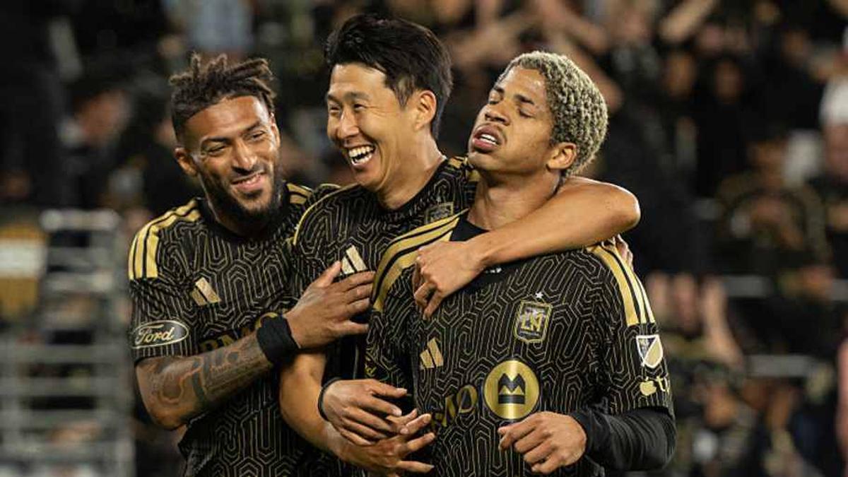  LAFC's attack is absolutely loaded, but they pay for it. | Shaun Clark/Getty Images 