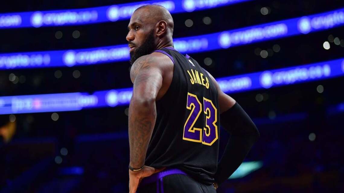LeBron James, 76ers visit Knicks as part of NBA opening slate