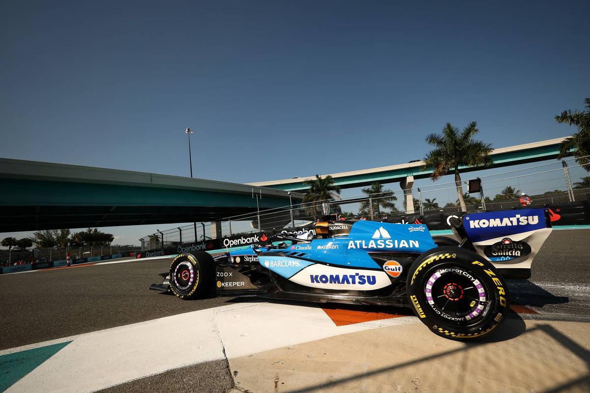  Alexander Albon driving the (23) Williams FW48 Mercedes on track during the 2026 Miami Grand Prix Sprint Qualifying. Photo by Chris Graythen/Getty Images