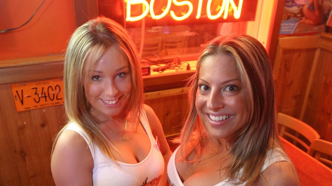 Hooters closes Chicago restaurant as it shutters about 56 in 2026 