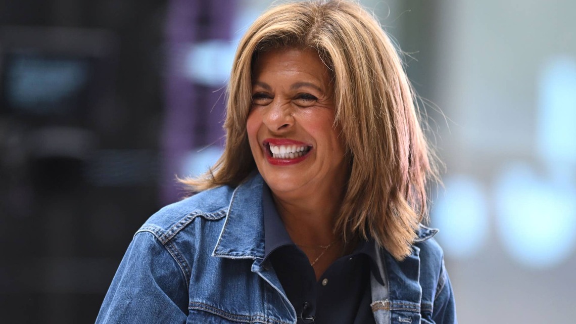 Hoda Kotb Reveals She Reconnected With a 'Really Cute' Man From Her Flight - and It Didn't End There 