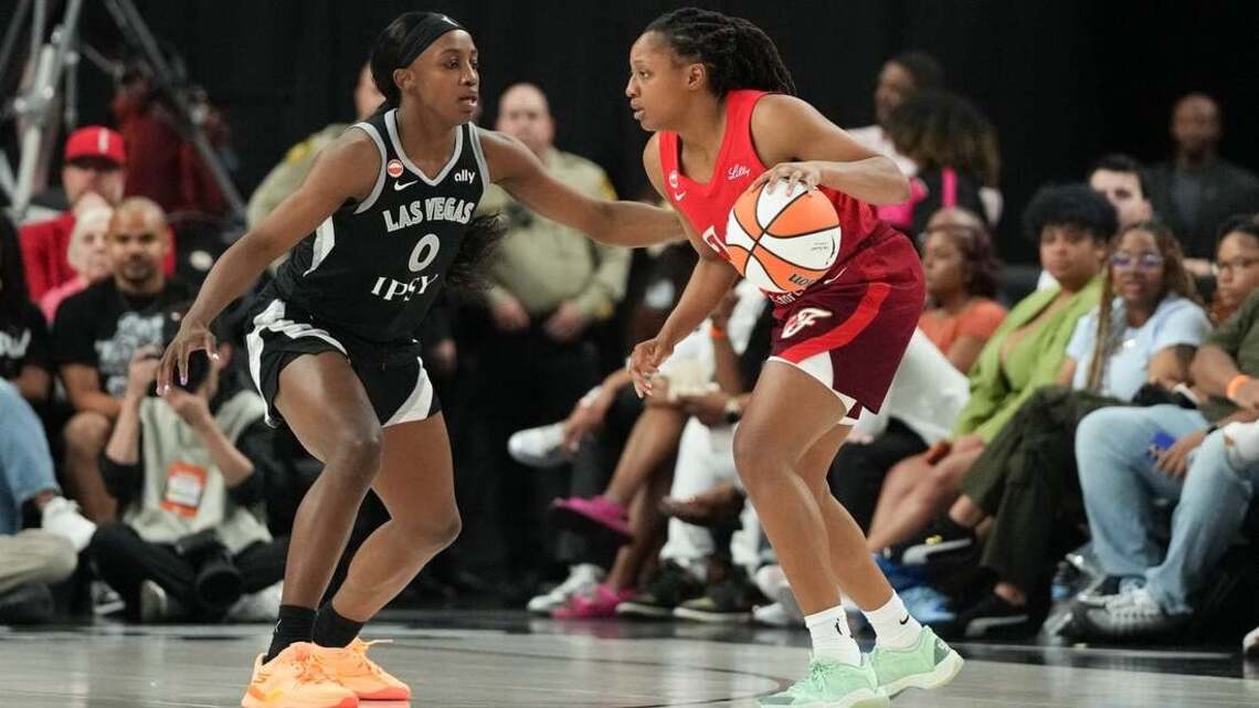 Kelsey Mitchell leads Fever to first regular-season win at Aces 