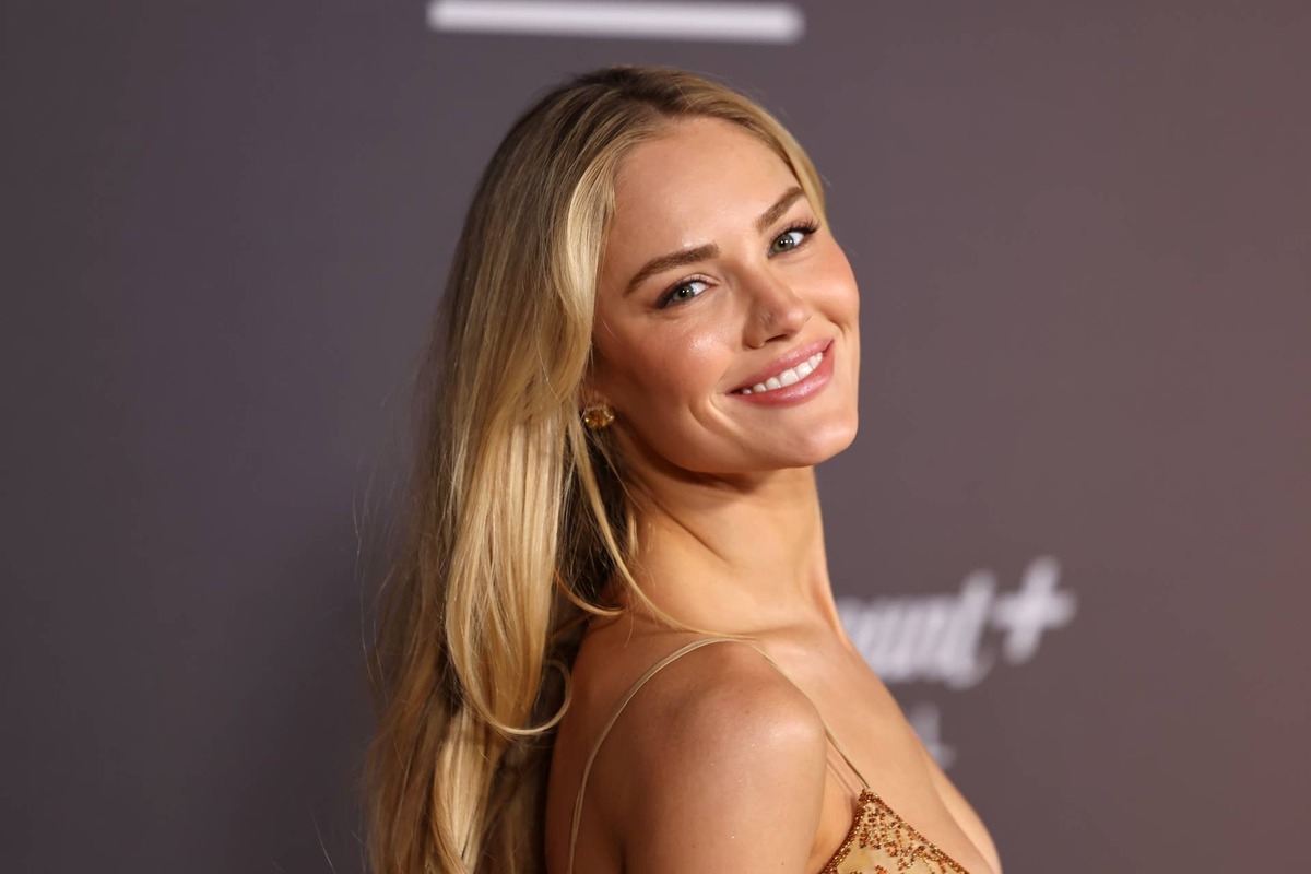  LOS ANGELES, CALIFORNIA - NOVEMBER 12: Michelle Randolph attends the Los Angeles premiere of Paramount+'s "Landman" at Paramount Theatre on November 12, 2024 in Los Angeles, California. (Photo by Amy Sussman/Getty Images) 