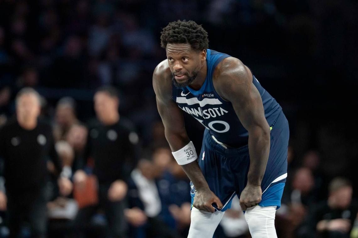  Minnesota Timberwolves forward Julius Randle (30) Jesse Johnson-Imagn Images