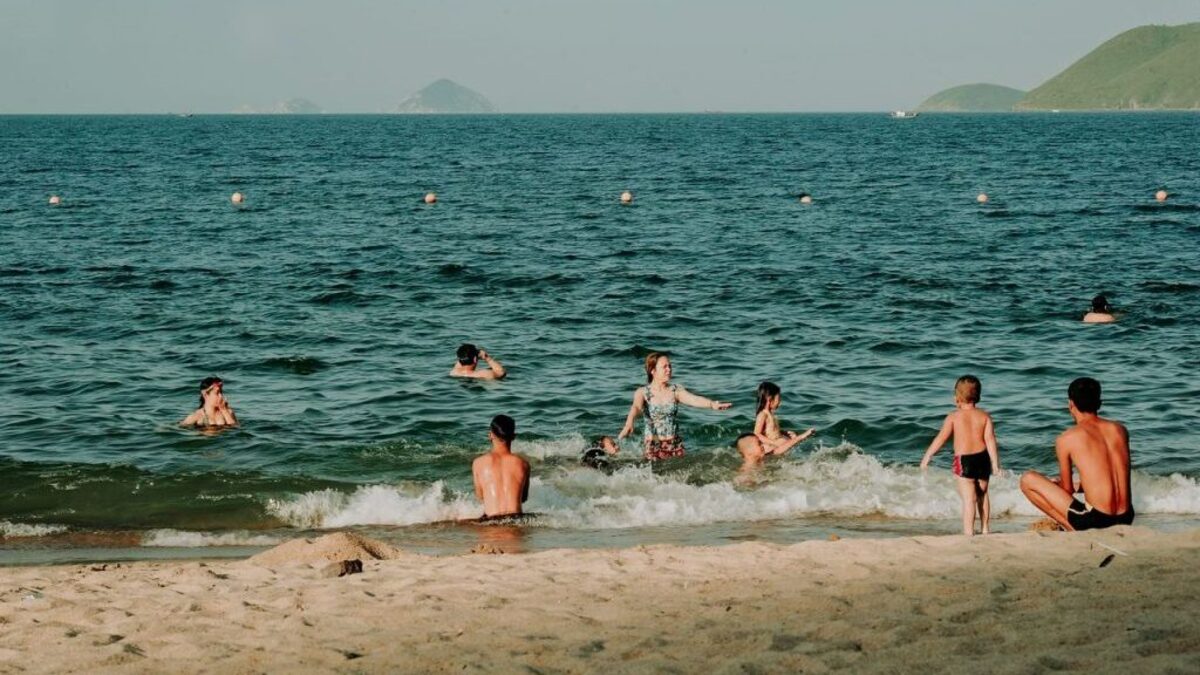 (Photo by Min An via Pexels). 