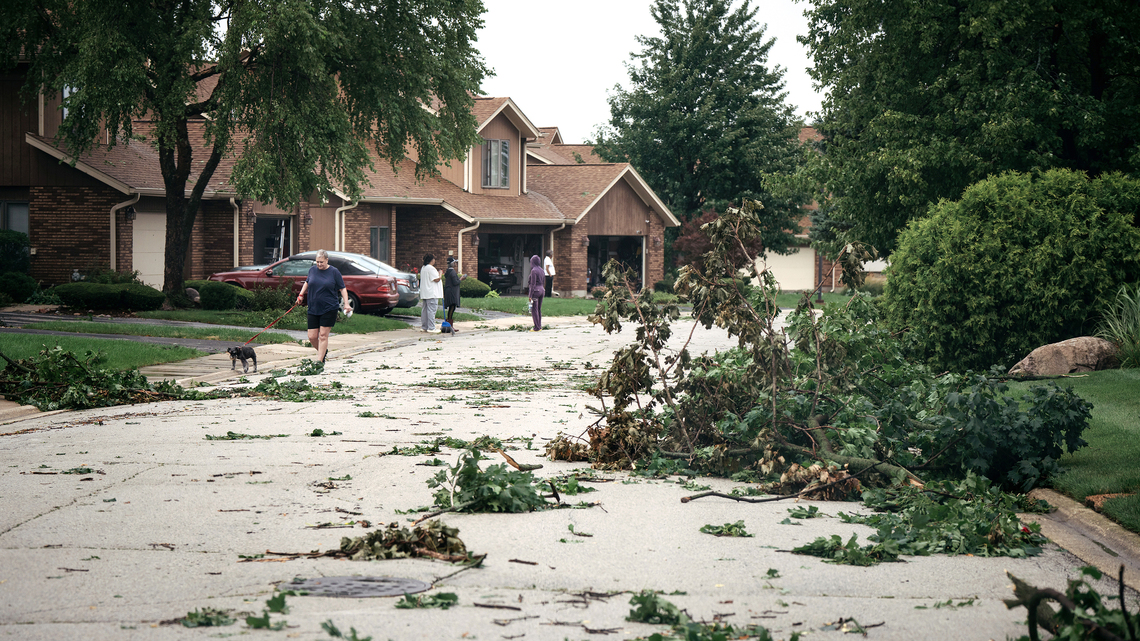 ‘A bit more bark than bite': Wednesday storms less severe than Tuesday for Illinois areas battered by weather this week 