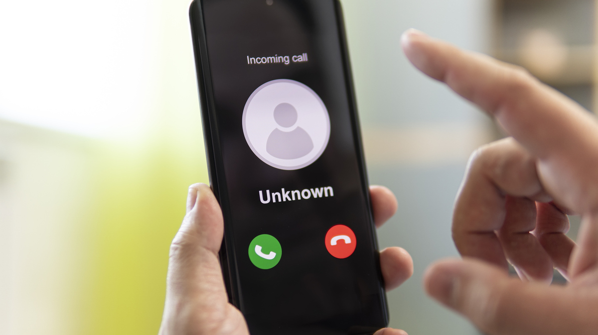 The Tarrant County Sheriff’s Office is warning residents about scammers who pretend to be deputies and falsely accuse people of crimes or unpaid fines. 