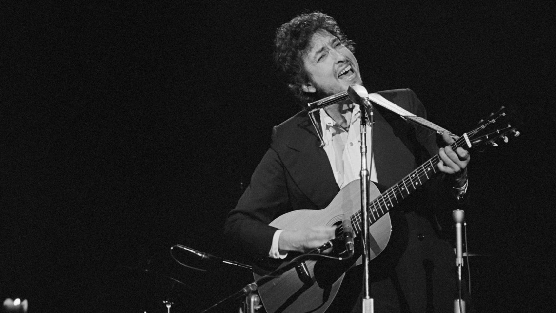 1975 Bob Dylan Classic, Ranked on of the Greatest Albums Ever, Invented the Break-Up Album 