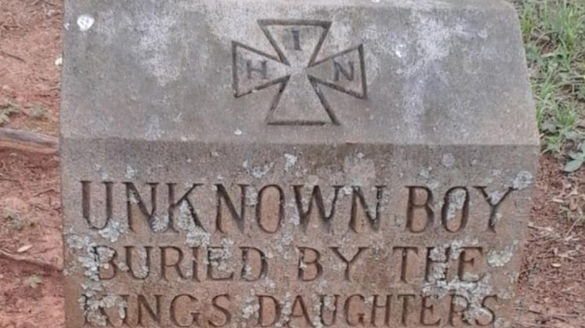A boy who died in 1932 still has no name. Researchers want to change that 