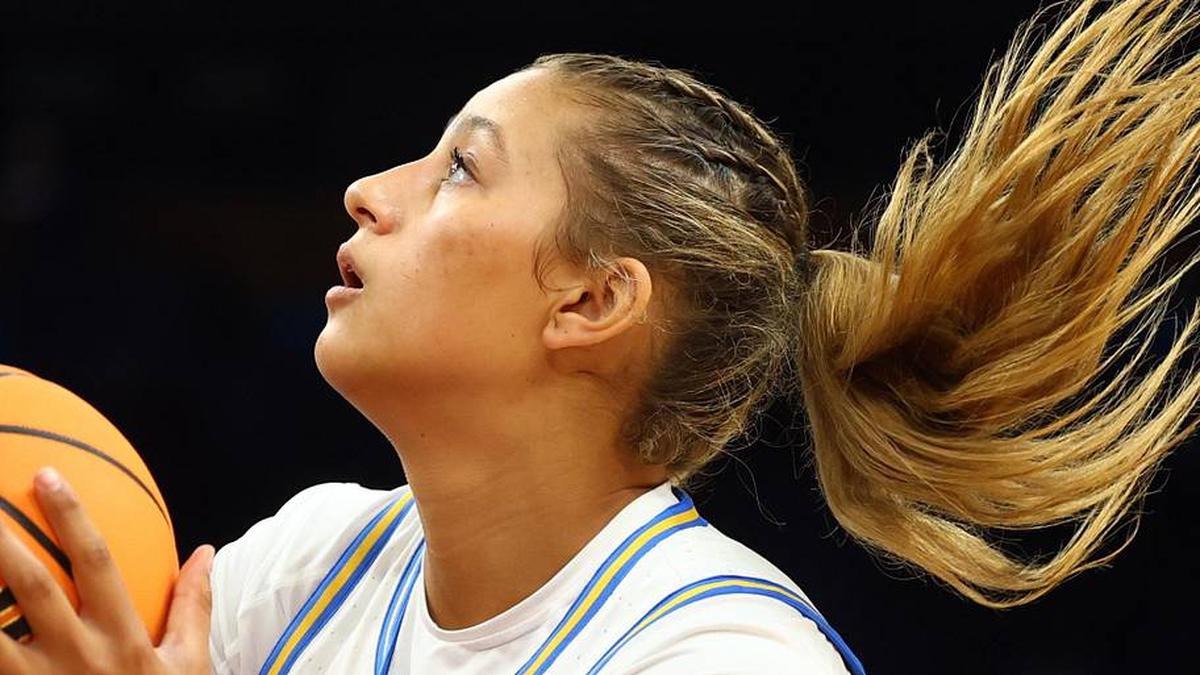  Apr 5, 2026; Phoenix, AZ, USA; UCLA Bruins forward Sienna Betts (16) against the South Carolina Gamecocks during the National Championship game of the women's 2026 NCAA Tournament at Mortgage Matchup Center. Mandatory Credit: Mark J. Rebilas-Imagn Images | Mark J. Rebilas-Imagn Images 