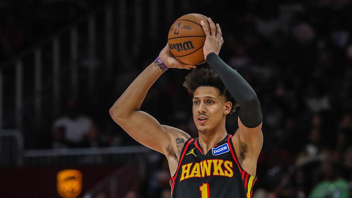  Atlanta Hawks forward Jalen Johnson looks for a pass against the Sacramento Kings. | Jordan Godfree-Imagn Images 