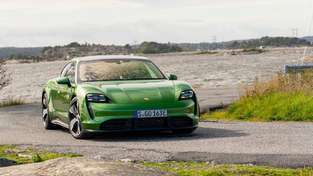  Porsche Taycan Turbo S