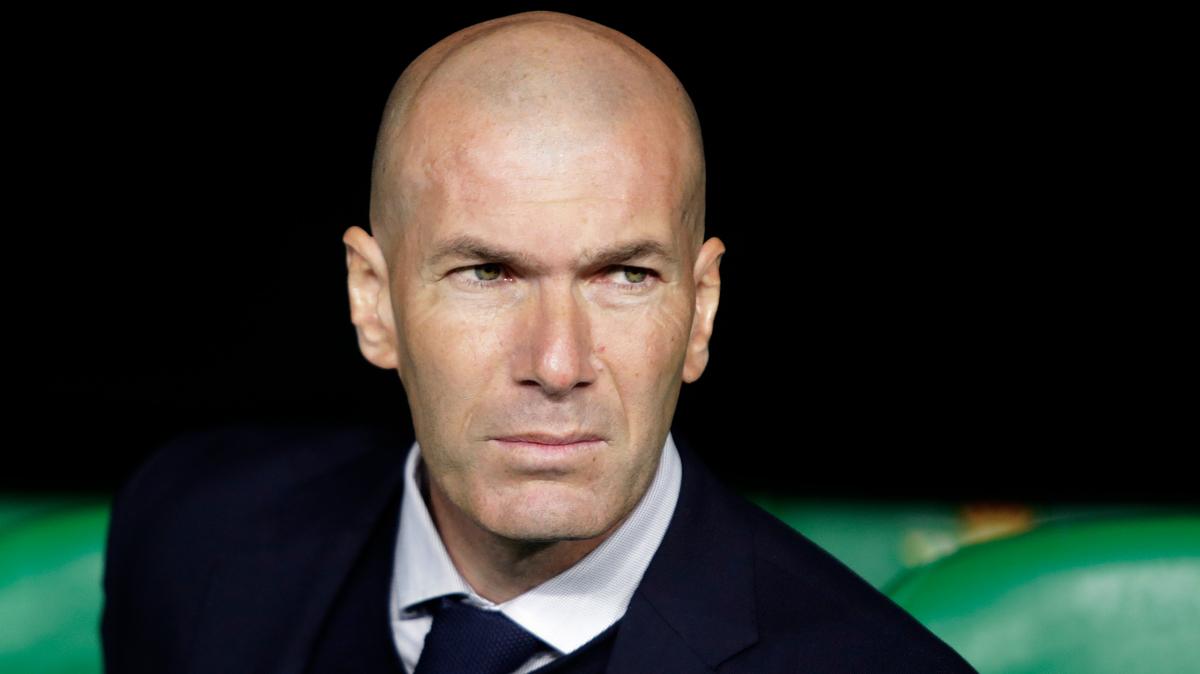Zinedine Zidane figura en la lista de posibles sustitutos de Tite en el banquillo de la selección brasileña, según publica este domingo el diario L’Équipe.