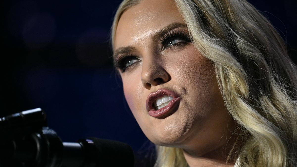 US-POLITICS-TRUMP. Erika Kirk, widow of the late conservative activist Charlie Kirk, addresses a Turning Point USA event entitled "Build the Red Wall" at Dream City Church in Phoenix, Arizona, on April 17, 2026. (Photo by Jim WATSON / AFP via Getty Images)
