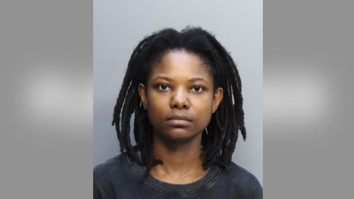 Florida Mom Arrested After Allegedly Forcing Daughter, 8, to Eat From Trash 