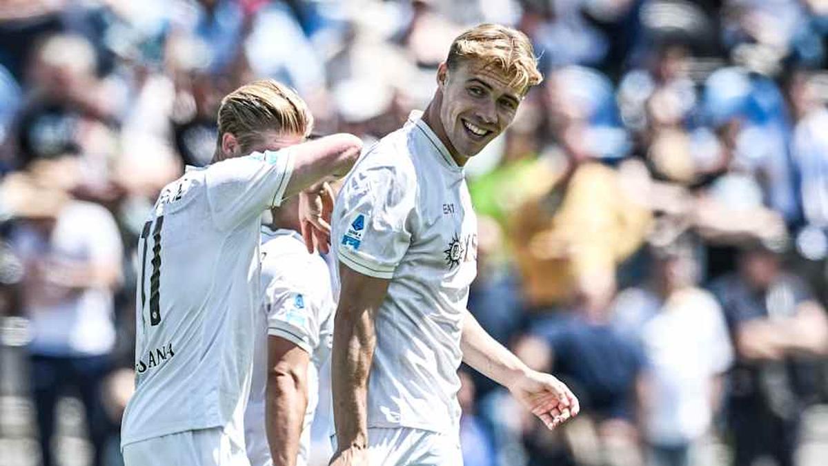  Rasmus Højlund was all smiles on Sunday. | Image Photo Agency/Getty Images 