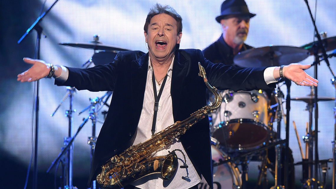 The Doobie Brothers Pay Tribute to Chicago's Walter Parazaider 