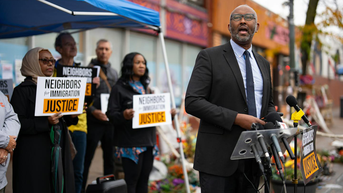 GOP ads put Somali Minnesotans at the center of closing campaign fight