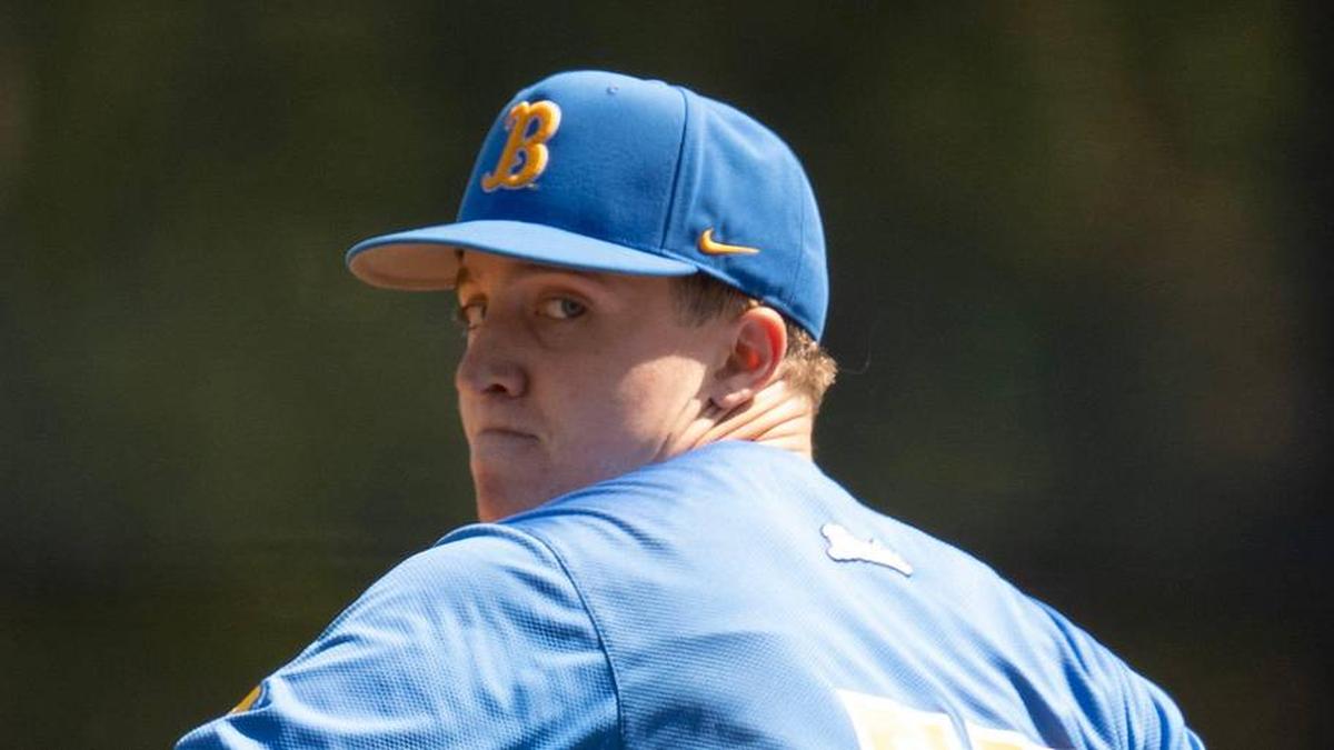  UCLA pitcher Michael Barnett throws against Oregon during the first inning at PK Park in Eugene April 19, 2025 | Chris Pietsch/The Register-Guard / USA TODAY NETWORK via Imagn Images 