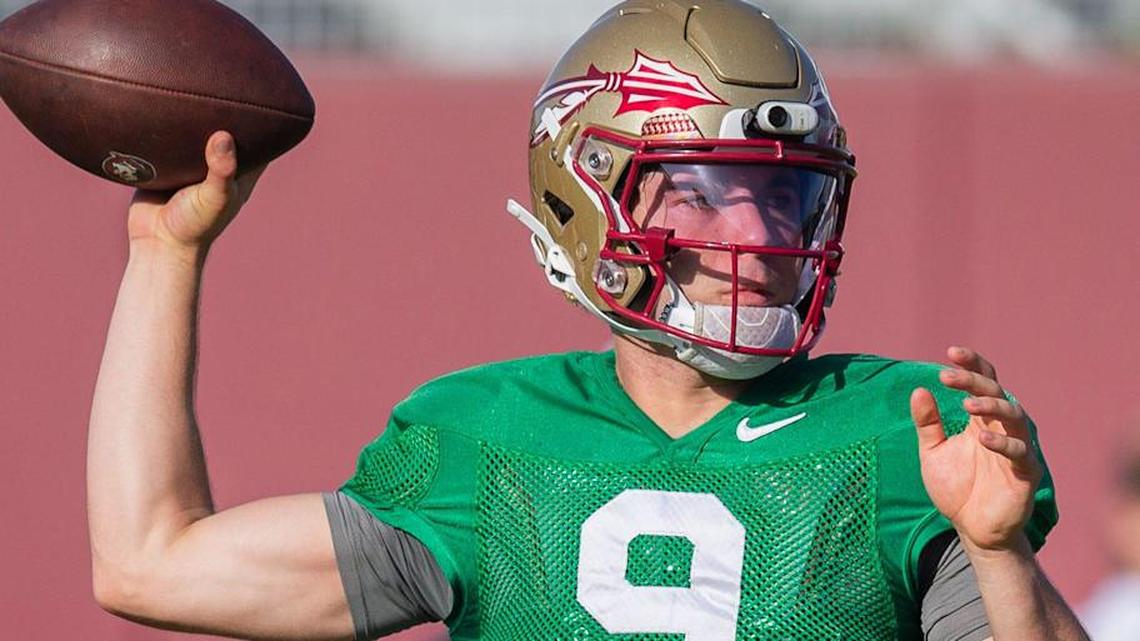  Florida State Seminoles quarterback Kevin Sperry (9) looks to pass to a teammate Thursday, April 9, 2026. | Alicia Devine/Tallahassee Democrat / USA TODAY NETWORK via Imagn Images 