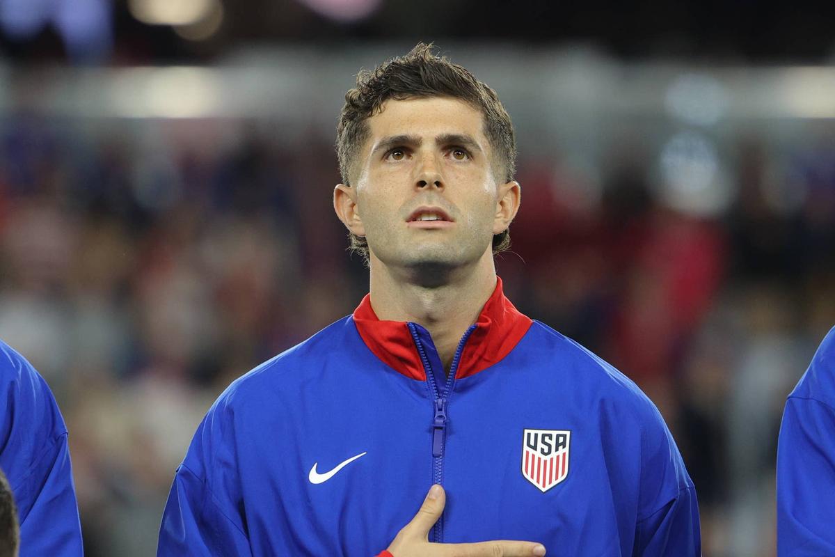  ST LOUIS, MISSOURI - NOVEMBER 18: Christian Pulisic #10 of the United States during the playing of the national anthem prior to playing Jamaica during leg two of the 2024 Concacaf Nations League Quarterfinals at Citypark on November 18, 2024 in St Louis, Missouri. (Photo by John Dorton/ISI Photos/USSF/Getty Images) 