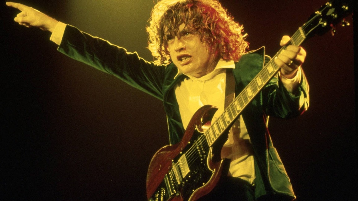 1975 Rock Classic, Written by a 19-Year-Old, Became a Timeless Motivational Anthem 