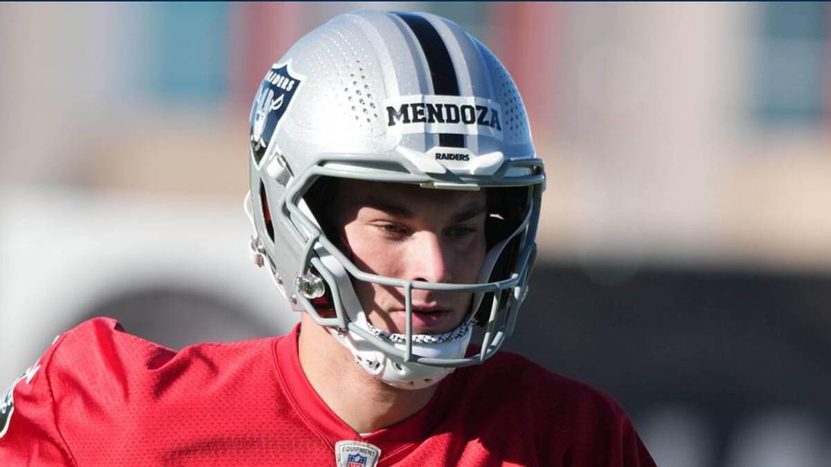  Jun 9, 2026; Henderson, NV, USA; Las Vegas Raiders quarterback Fernando Mendoza (15) runs during organized team activities at Intermountain Health Performance Center. Mandatory Credit: Kirby Lee-Imagn Images | Kirby Lee-Imagn Images 
