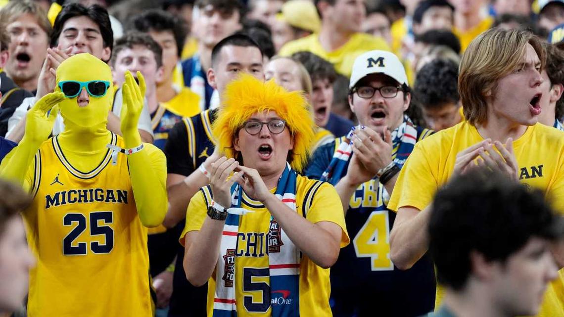 How to Watch Michigan vs UConn Title Game: Time, TV Channel, Live Stream 