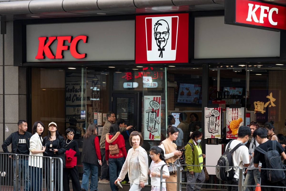  KFC closes 207 restaurants across the United States in 15 months. 