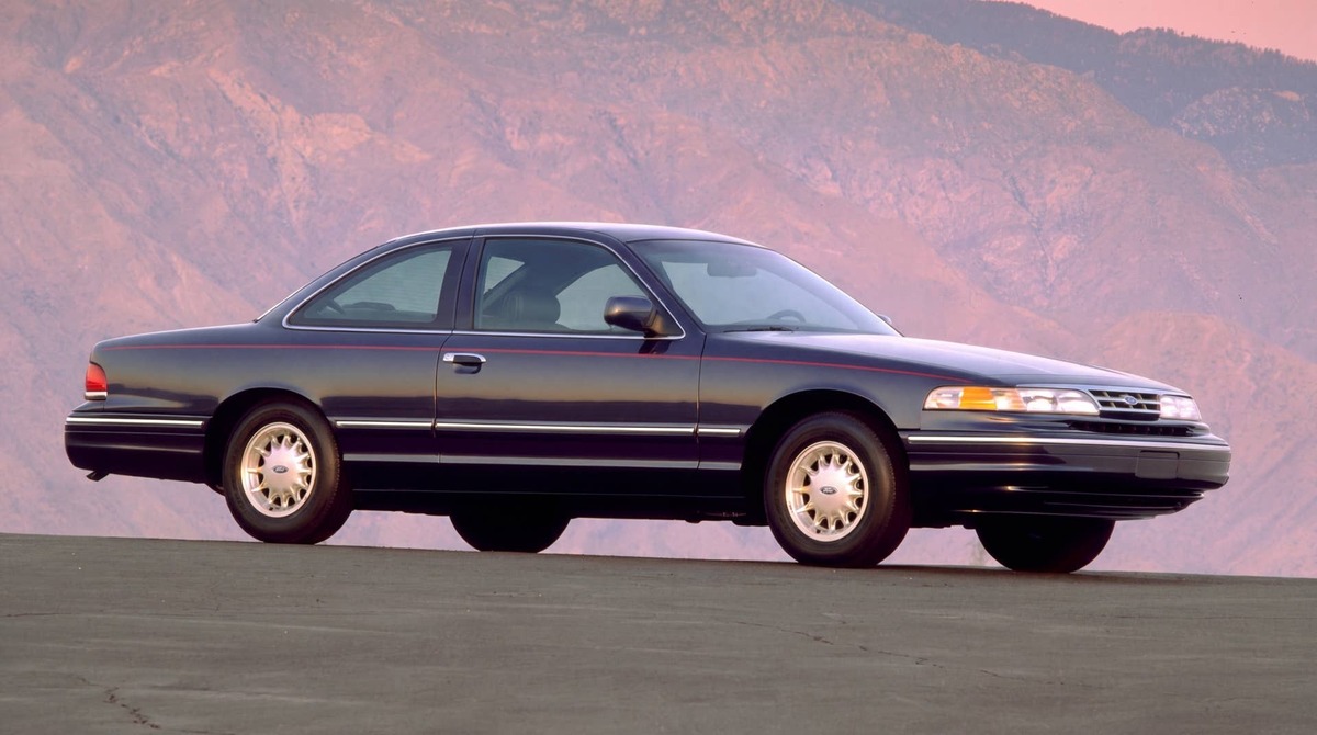  1995 Ford Crown Victoria Coupe Concept Cole Attisha/Gemini 3 Pro