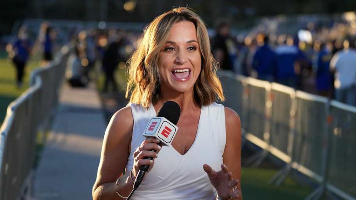  Feb 7, 2022; Westlake Village, CA, USA; ESPN reporter Dianna Russini at Los Angeles Rams Super Bowl LVI Opening Night at Oaks Christian High School. Mandatory Credit: Kirby Lee-Imagn Images | Kirby Lee-Imagn Images 