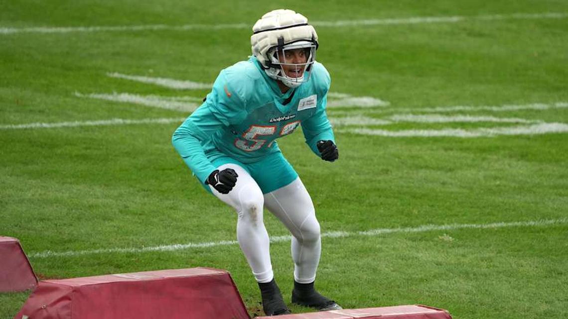 Make It Two Free Agents the Dolphins Have Re-Signed