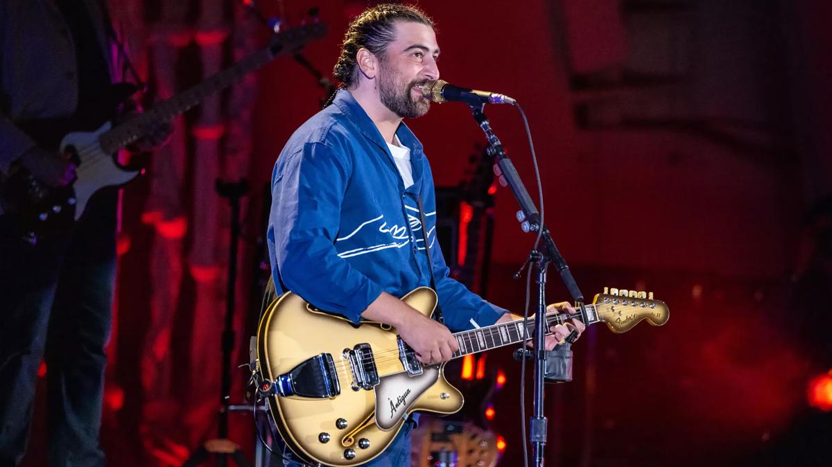 Noah Kahan, the Grammy-winning singer and songwriter of “Stick Season,” was diagnosed with OCD at age 28. (Jason Armond/Los Angeles Times/TNS)
