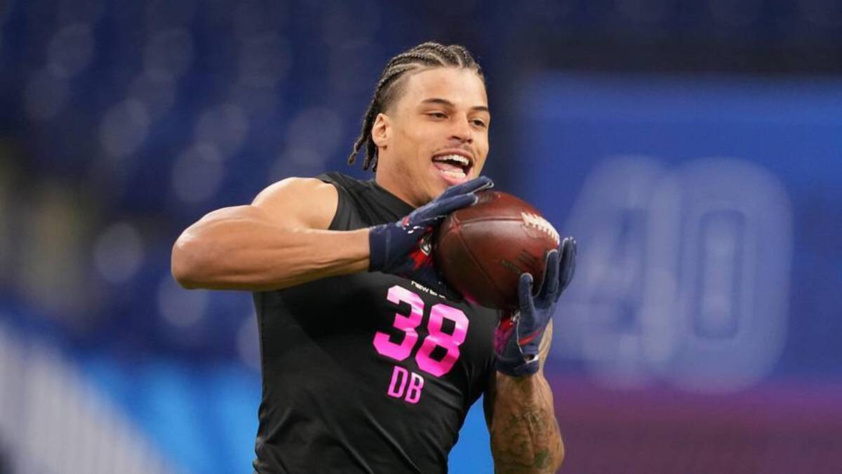  Feb 27, 2026; Indianapolis, IN, USA; Arizona defensive back Dalton Johnson (DB38) during the NFL Scouting Combine at Lucas Oil Stadium. Mandatory Credit: Kirby Lee-Imagn Images | Kirby Lee-Imagn Images 