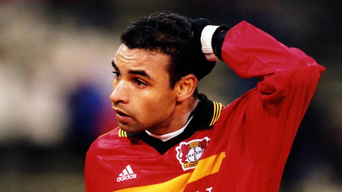  Emerson played for some huge teams during his career. | Team 2/IMAGO 