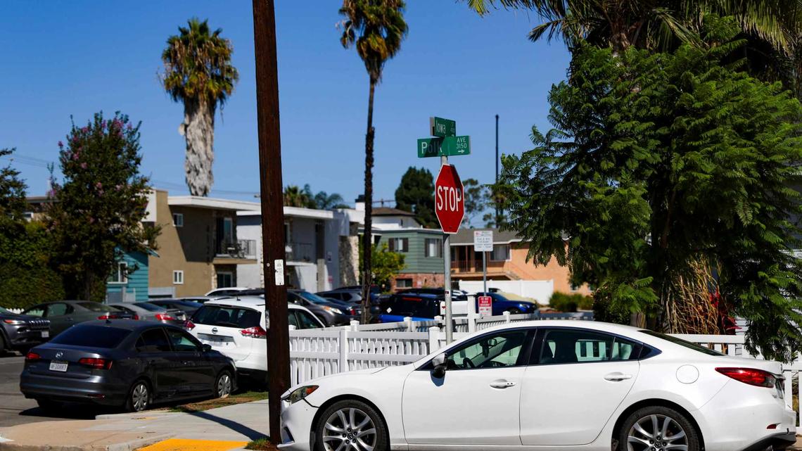 How many cars can my neighbor park on the street in Modesto? How the rules work