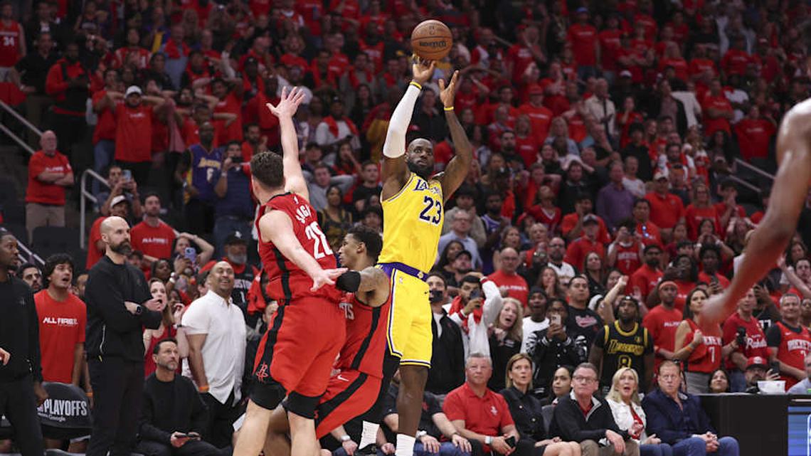 LeBron James had an incredible sequence to tie the game for the Lakers against the Rockets late in the fourth quarter. | Troy Taormina-Imagn Images 