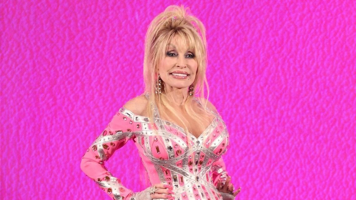 Dolly Parton Was the Ultimate Girl’s Girl—Here Are Some of Her Most Iconic Moments