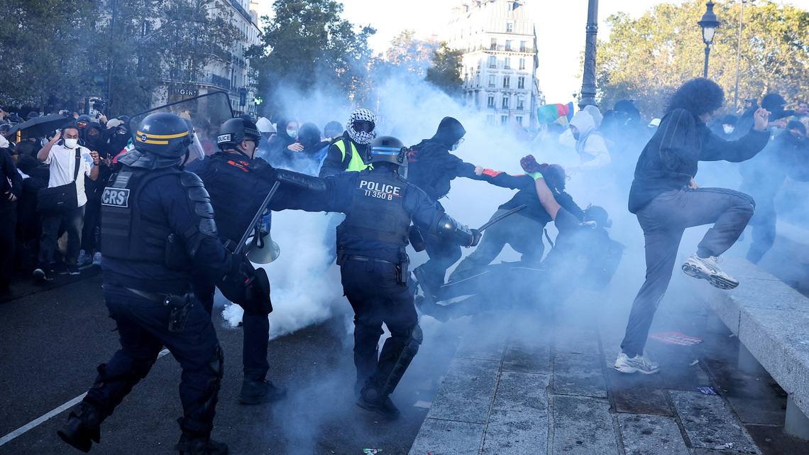 French policing under scrutiny as student protest injuries mount