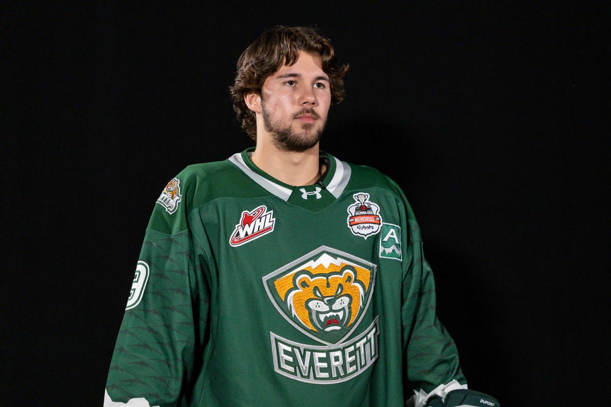  Landon DuPont set a WHL record for most points in one post-season by a defenseman one year before they're draft-eligible. (Steve Dunsmoor-CHL) 
