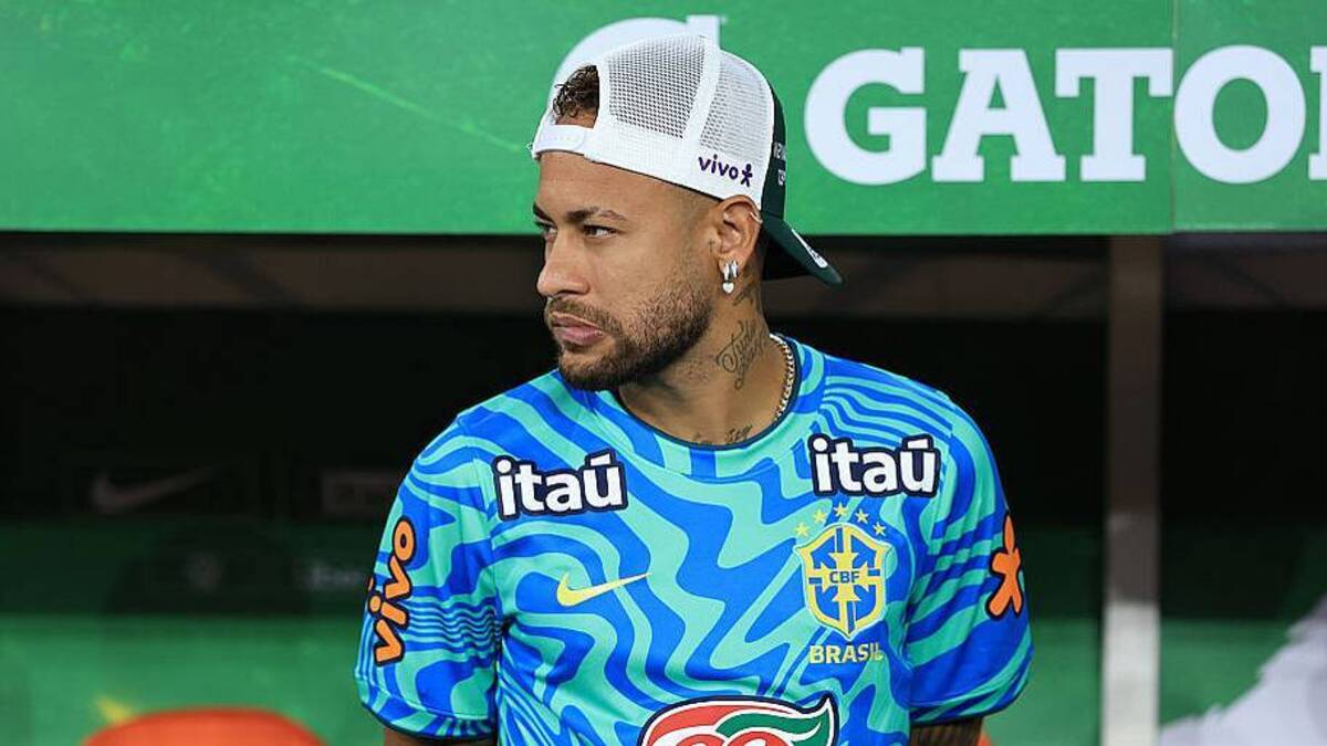  Neymar is nursing an injury that will keep him sidelined. | Buda Mendes/Getty Images 