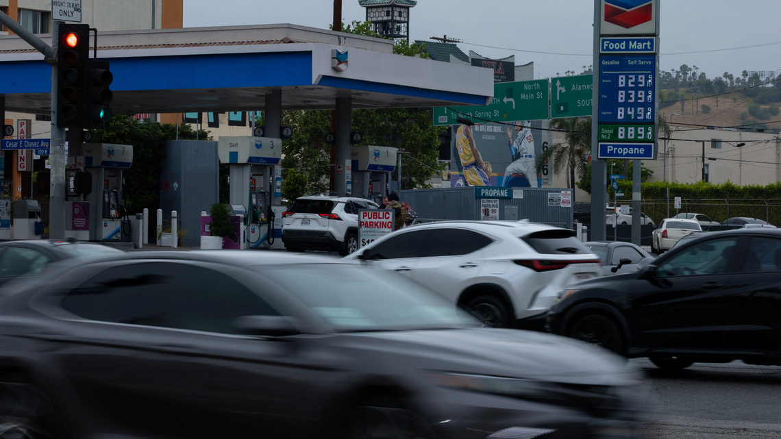 White House weighs red-dyed diesel tax relief to lower fuel prices