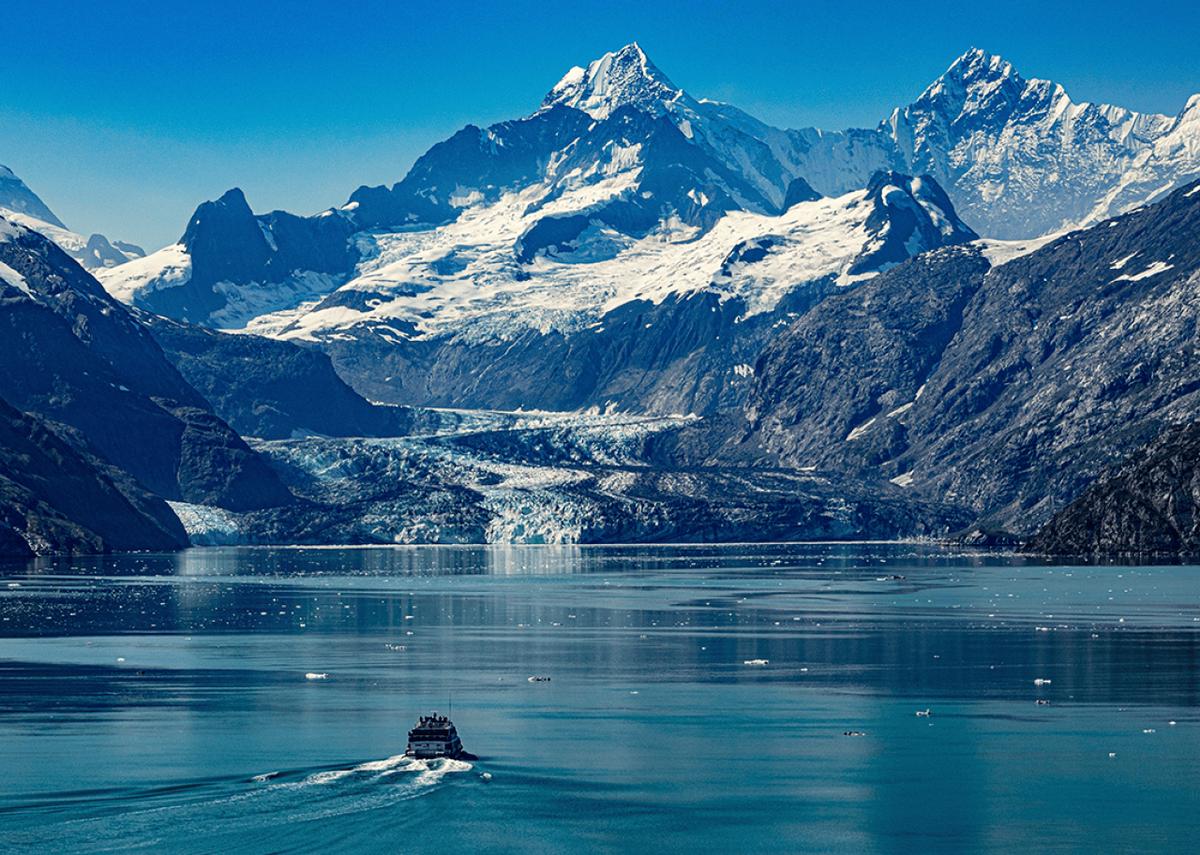  Laurie Gronewold // Shutterstock 